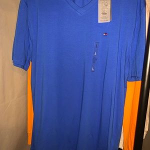 Large v-neck blue Tommy Hilfiger short sleeve